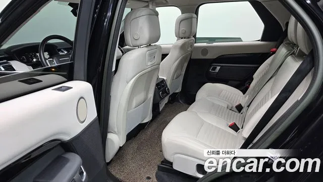 Land Rover Discovery — Фото автомобиля 18