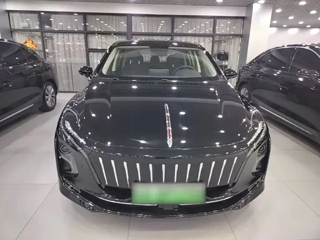 Hongqi E-QM5 — Фото автомобиля 2