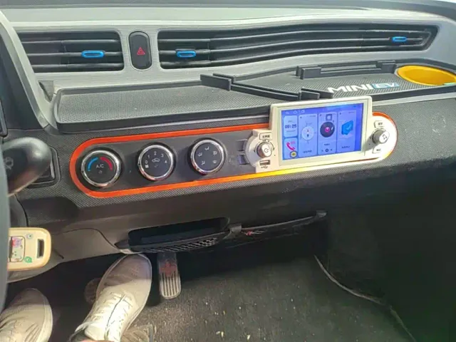 Wuling Hongguang Mini EV — Фото автомобиля 12