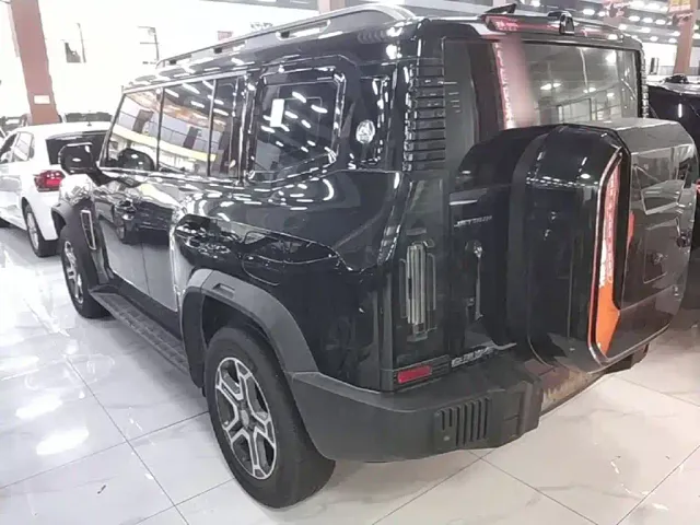 Jetour T2 — Фото автомобиля 4