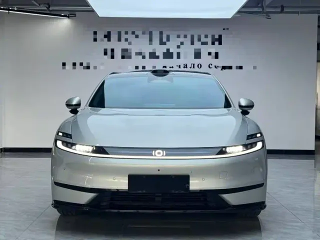 Changan Qiyuan A06 — Фото автомобиля 2