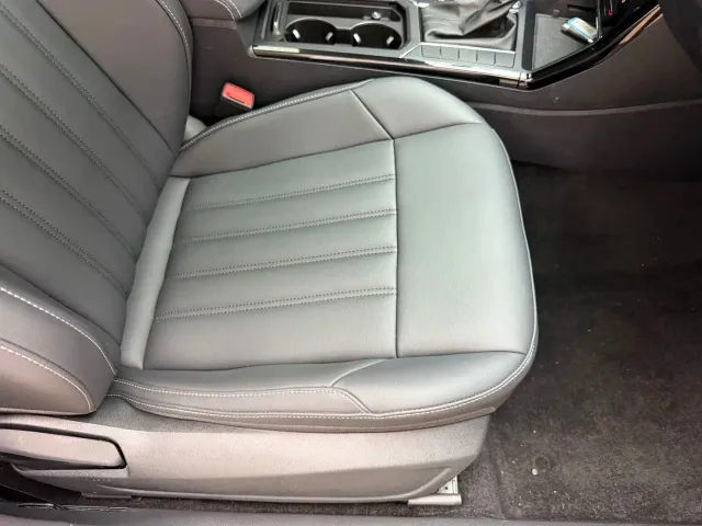 Volkswagen Passat — Фото автомобиля 17