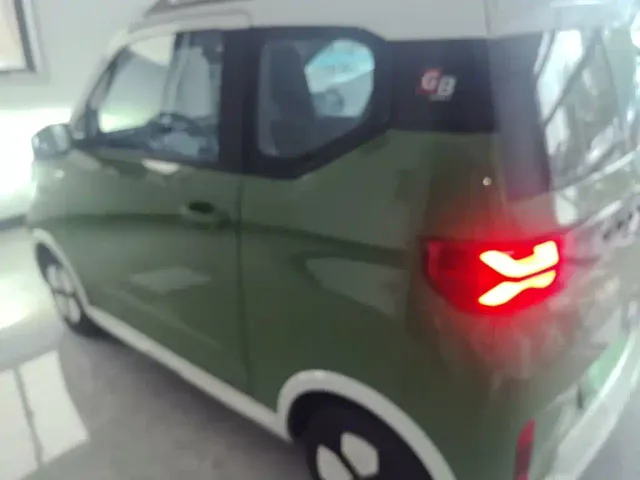 Wuling Hongguang Mini EV — Фото автомобиля 4