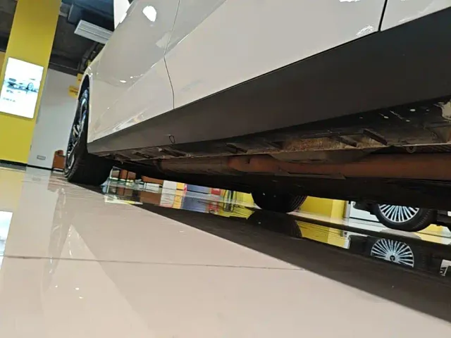 Geely Galaxy L6 — Фото автомобиля 21