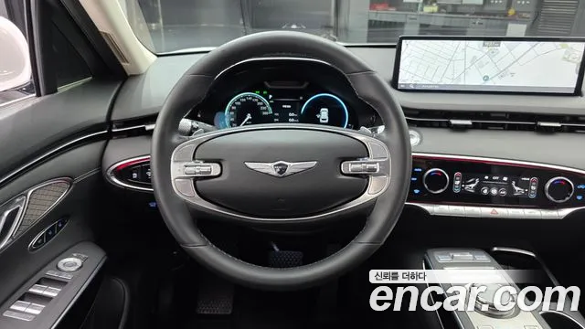 Genesis GV70 — Фото автомобиля 13