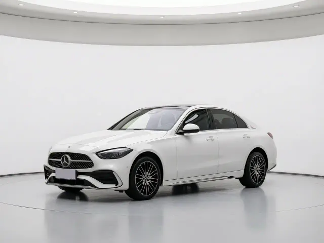 Фотография автомобиля — Mercedes-Benz C-Class