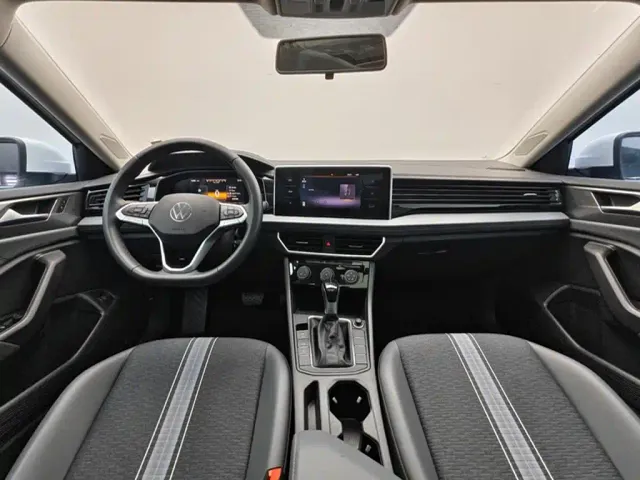 Volkswagen Sagitar — Фото автомобиля 4