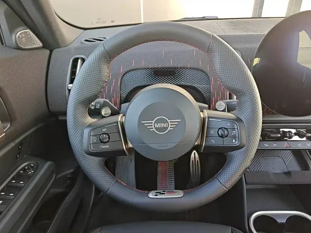 MINI JCW COUNTRYMAN — Фото автомобиля 15