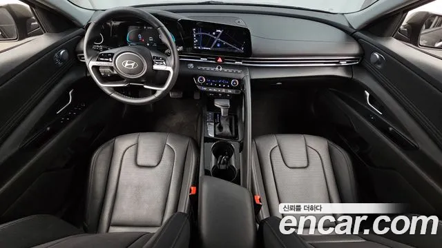 Hyundai Avante CN7 — Фото автомобиля 10