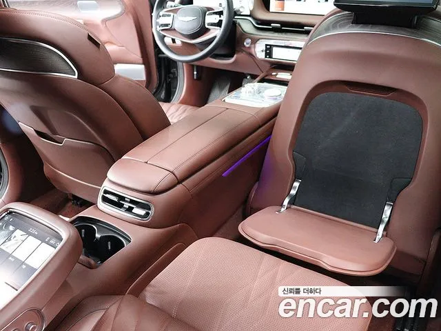 Genesis G90 Бензин 3.5 турбо AWD — Фото автомобиля 12