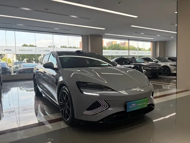 BYD Seal — Фото автомобиля 3