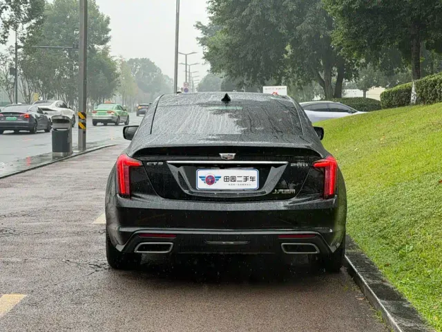 Cadillac CT5 — Фото автомобиля 5