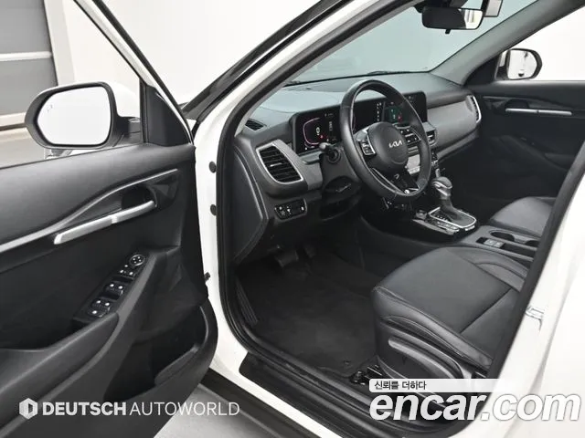 Kia Seltos New — Фото автомобиля 11