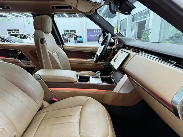 Land Rover Range Rover — Фото автомобиля 17