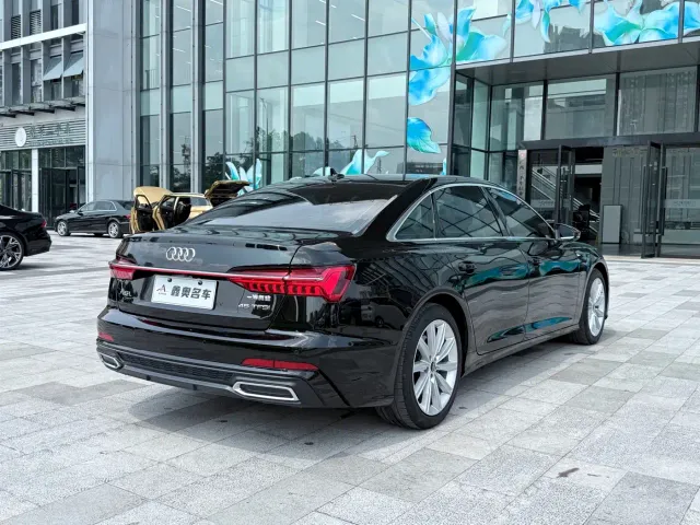 Audi A6L — Фото автомобиля 7