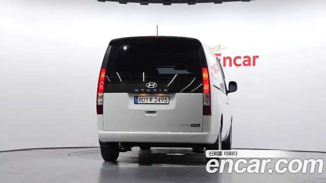 Hyundai Staria — Фото автомобиля 4