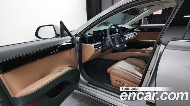 Hyundai Grandeur Grandeur (GN7) 2.5 Бензин 2WD — Фото автомобиля 10