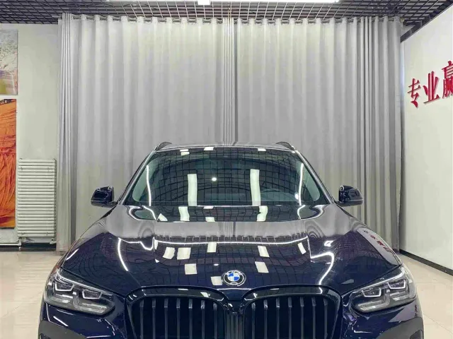 BMW X3 — Фото автомобиля 2