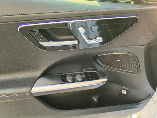 Mercedes-Benz C-Class — Фото автомобиля 5