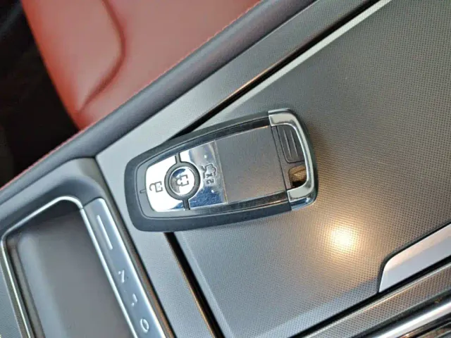 Lincoln Z — Фото автомобиля 8