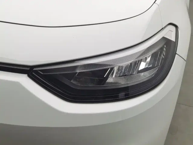 Volkswagen ID.3 — Фото автомобиля 7