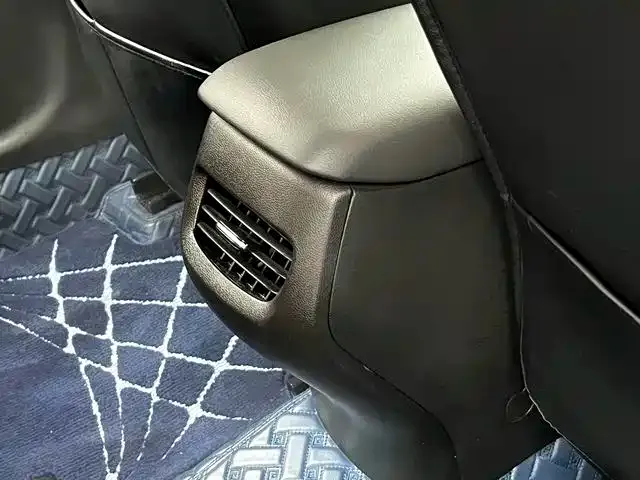 Chevrolet Monza — Фото автомобиля 24