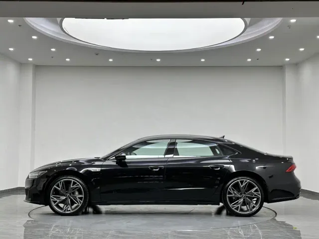 Audi A7L — Фото автомобиля 6