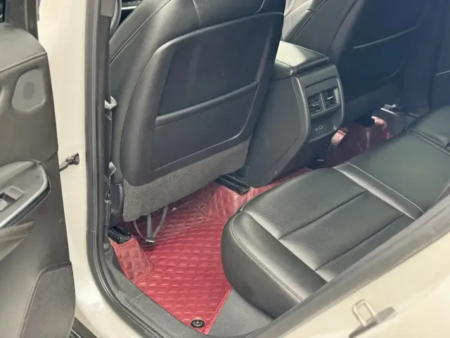 Cadillac Cadillac XT4 2021 28T FWD Premium Edition — Фото автомобиля 10