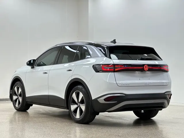 Volkswagen ID.4 X — Фото автомобиля 5