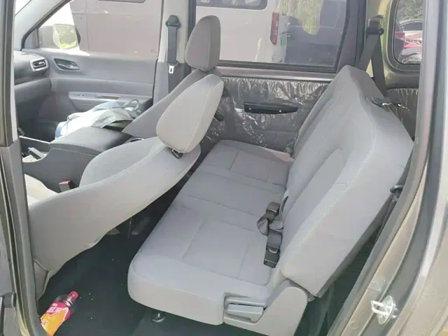 Wuling Hongguang — Фото автомобиля 16