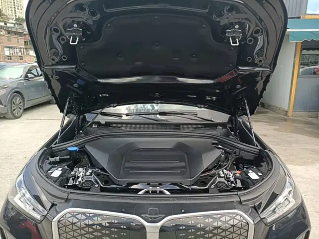 BMW iX1 — Фото автомобиля 19