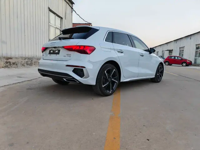 Audi A3 — Фото автомобиля 4