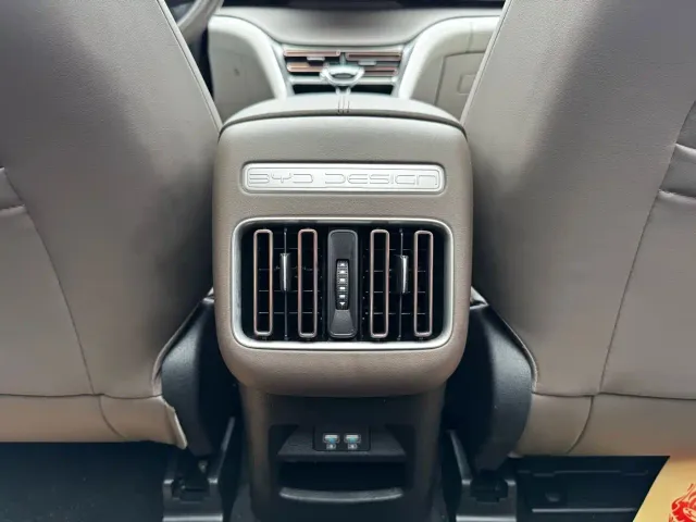 BYD Song PLUS — Фото автомобиля 15
