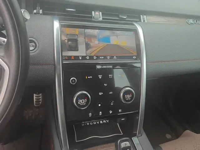 Land Rover Discovery Sport — Фото автомобиля 13