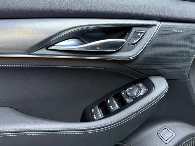 Cadillac CT5 — Фото автомобиля 4