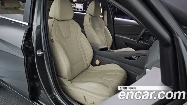 Hyundai Avante CN7 — Фото автомобиля 15