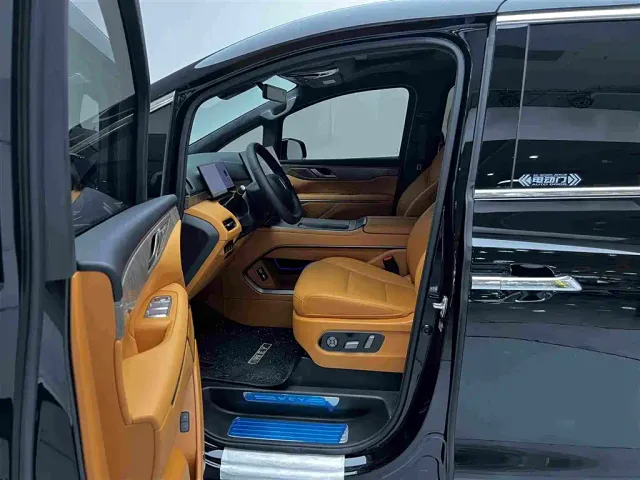 Wey Alpine — Фото автомобиля 6