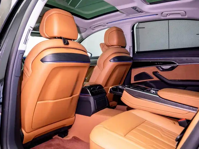 Audi A8 — Фото автомобиля 17