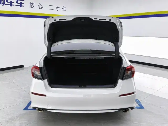 Honda Civic — Фото автомобиля 4