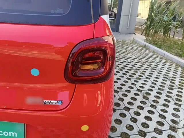 Wuling Hongguang Mini EV — Фото автомобиля 7