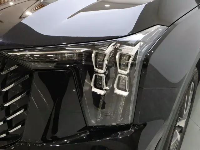 GAC Trumpchi GS8 — Фото автомобиля 17