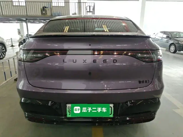 Luxeed R7 — Фото автомобиля 5