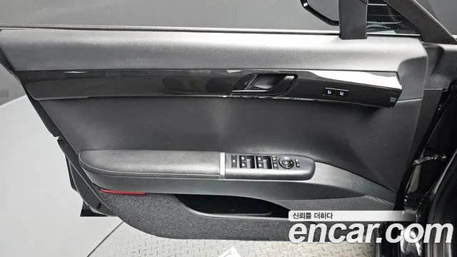Hyundai Grandeur GN7 — Фото автомобиля 24