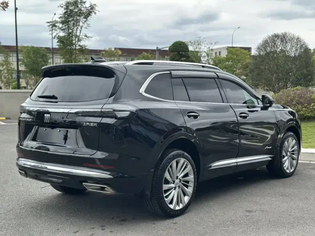 Buick Envision Plus — Фото автомобиля 5