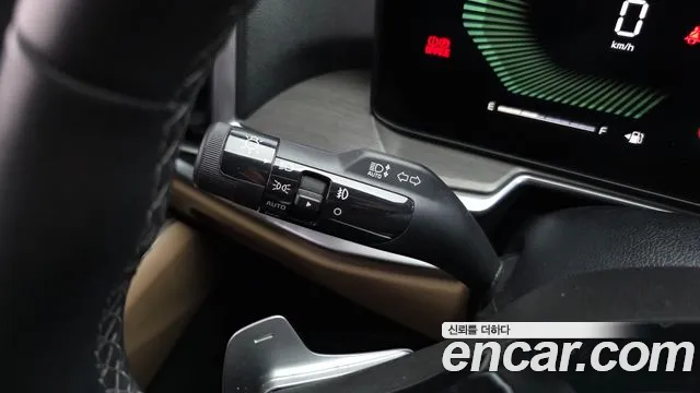 Kia Sorento Бензин 2.5T 2WD — Фото автомобиля 30