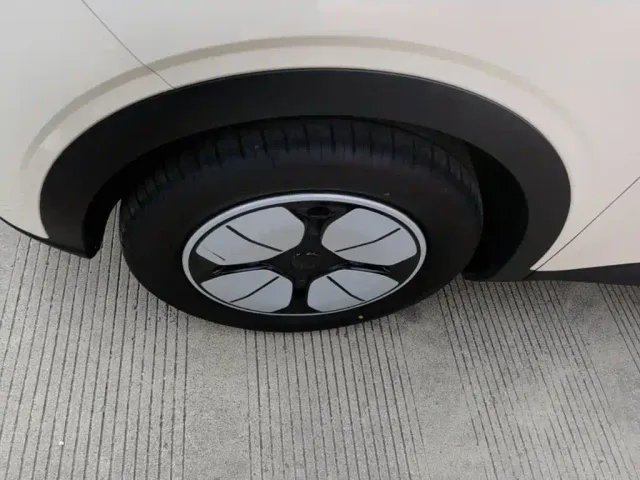 Geely Starry Wish — Фото автомобиля 22