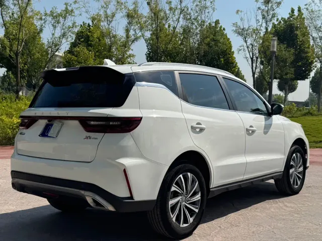 Geely Vision X6 — Фото автомобиля 4