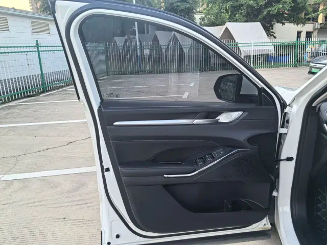 Haval H6 — Фото автомобиля 27