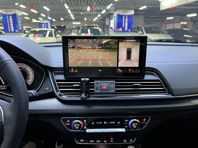 Audi Q5L — Фото автомобиля 9