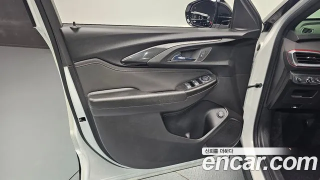 ChevroletGMDaewoo Trailblazer Trailblazer 1.3 турбо 4WD — Фото автомобиля 23